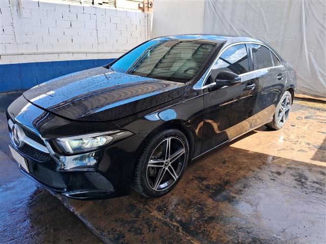 MERCEDES-BENZ A 200 SEDAN HI ANO 2020/2020