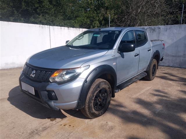 MMC L200 TRITON SPT GLX ANO 2019/2020
