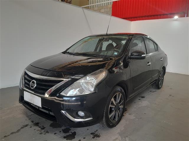 NISSAN VERSA 1.6 UNIQUECVT ANO 2017/2018