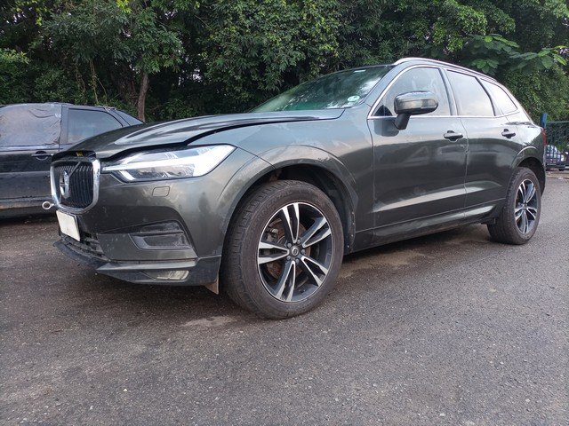  VOLVO XC60 2.0 T5 MOM ANO 2019/2019
