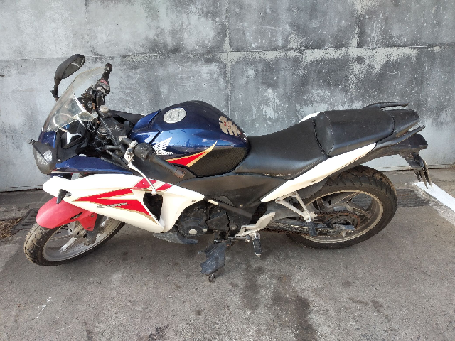 HONDA  CBR 250R ANO 2012/2012