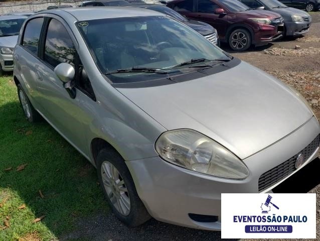 FIAT PUNTO ATTRACTIVE 1.4 FIRE 2012