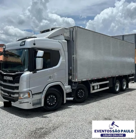 Caminhao Scania P320 8x2 2020