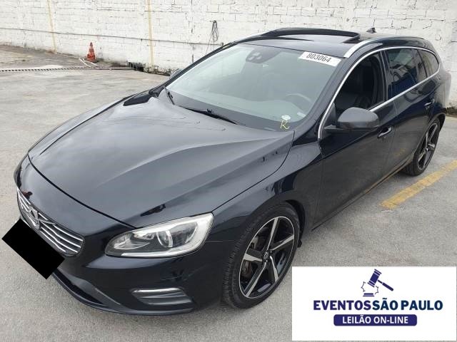 VOLVO V60 T6 R-DESIGN AWD 3.0 I6 TURBO 2015